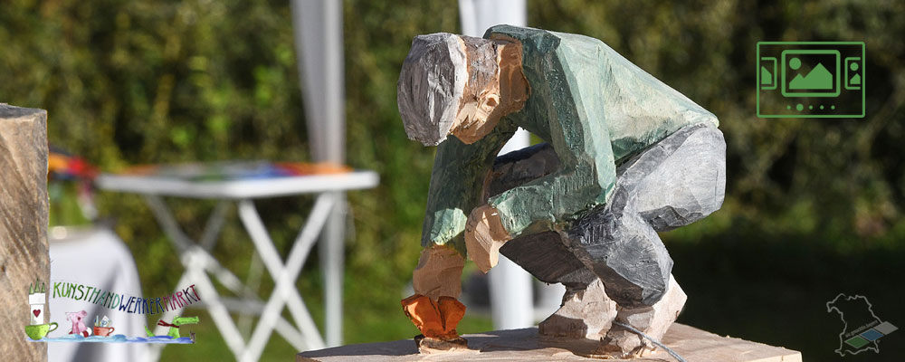 das slideshow-Fenster für 'kunsthandwerkermarkt-straubing.de' anzeigen ...
Die beiden Künstlerinnen Michaela Zehentbauer-Hilmer und Grit Gewald bringen Kunst & Kreation auf den Kunsthandwerkermarkt Straubing.